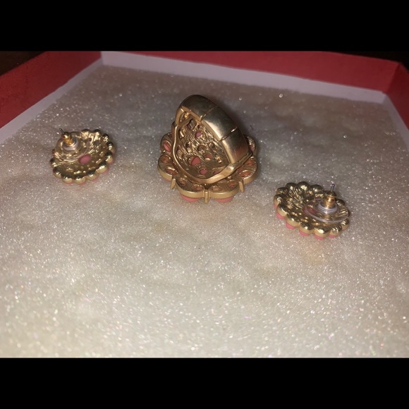 Pink Ring and Earring Set - Picture 3 of 3